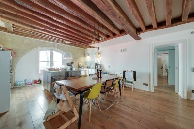 Rental Luxury apartment Paris 10 4&nbsp;Rooms 103&nbsp;m²