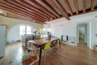 Rental Luxury apartment Paris 10 4&nbsp;Rooms 103&nbsp;m²