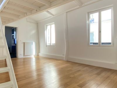 Sale Luxury apartment Paris 3 2&nbsp;Rooms 62&nbsp;m²