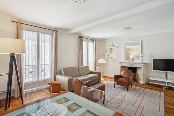 Rental Luxury apartment Paris 15 3&nbsp;Rooms 74&nbsp;m²
