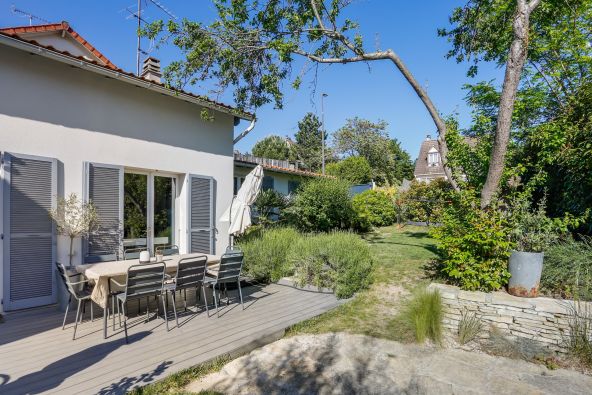Vente Maison de luxe Rueil-Malmaison 7&nbsp;Pièces 154&nbsp;m²