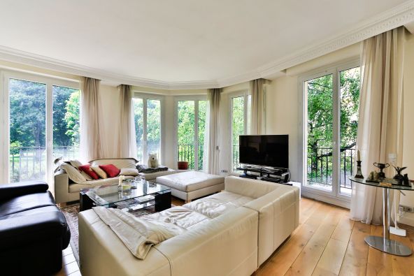Vente Appartement de luxe Neuilly-sur-Seine 5&nbsp;Pièces 136&nbsp;m²