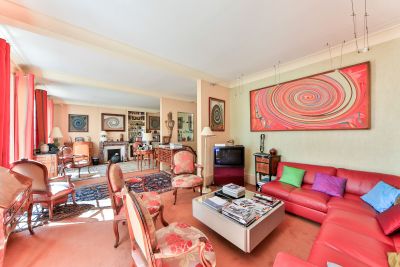 Sale Luxury house Neuilly-sur-Seine 6&nbsp;Rooms 196&nbsp;m²