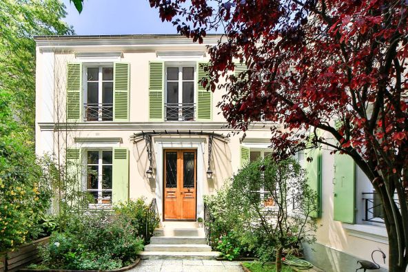 Vente Maison de luxe Neuilly-sur-Seine 6 Pièces 196 m²
