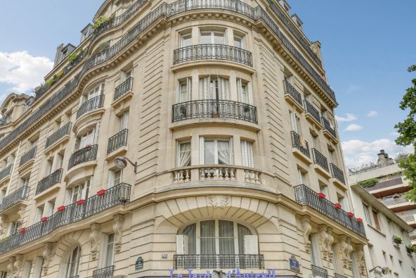 Vente Appartement de luxe Paris 15 5&nbsp;Pièces 153&nbsp;m²