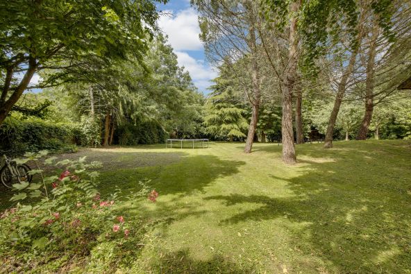 Vente Maison de luxe Montfort-l'Amaury 10&nbsp;Pièces 450&nbsp;m²
