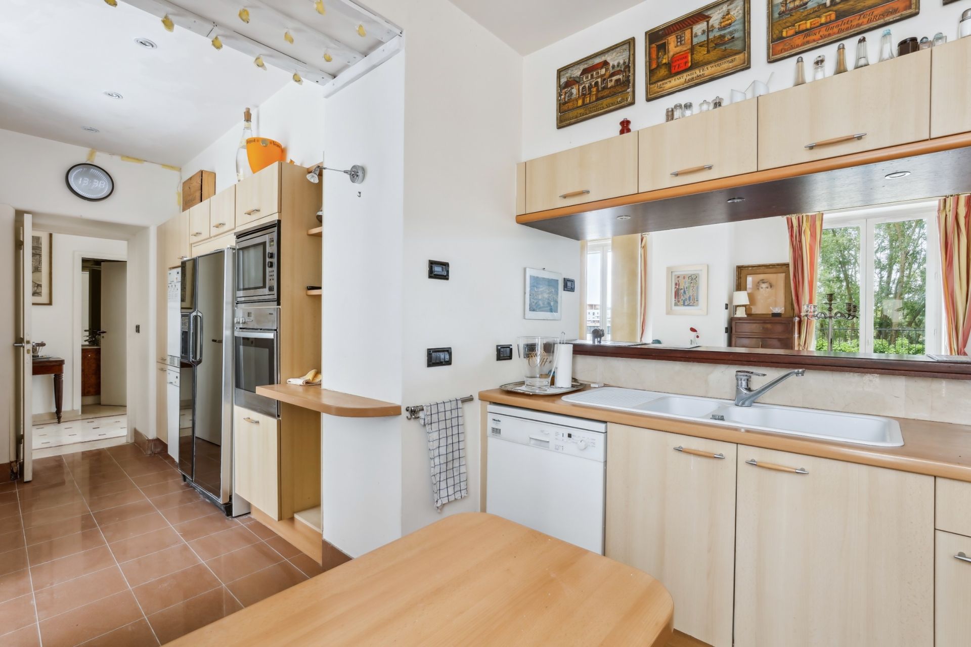 luxury apartment 3 Rooms for sale on MEULAN EN YVELINES (78250)