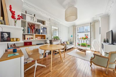 Sale Luxury apartment Paris 18 3&nbsp;Rooms 64&nbsp;m²