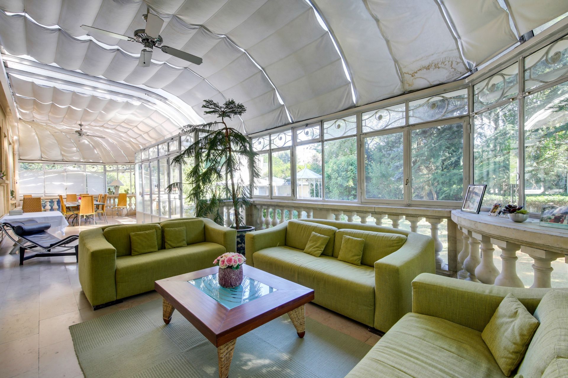 hôtel particulier 15 Pièces en vente sur FONTENAY SOUS BOIS (94120)