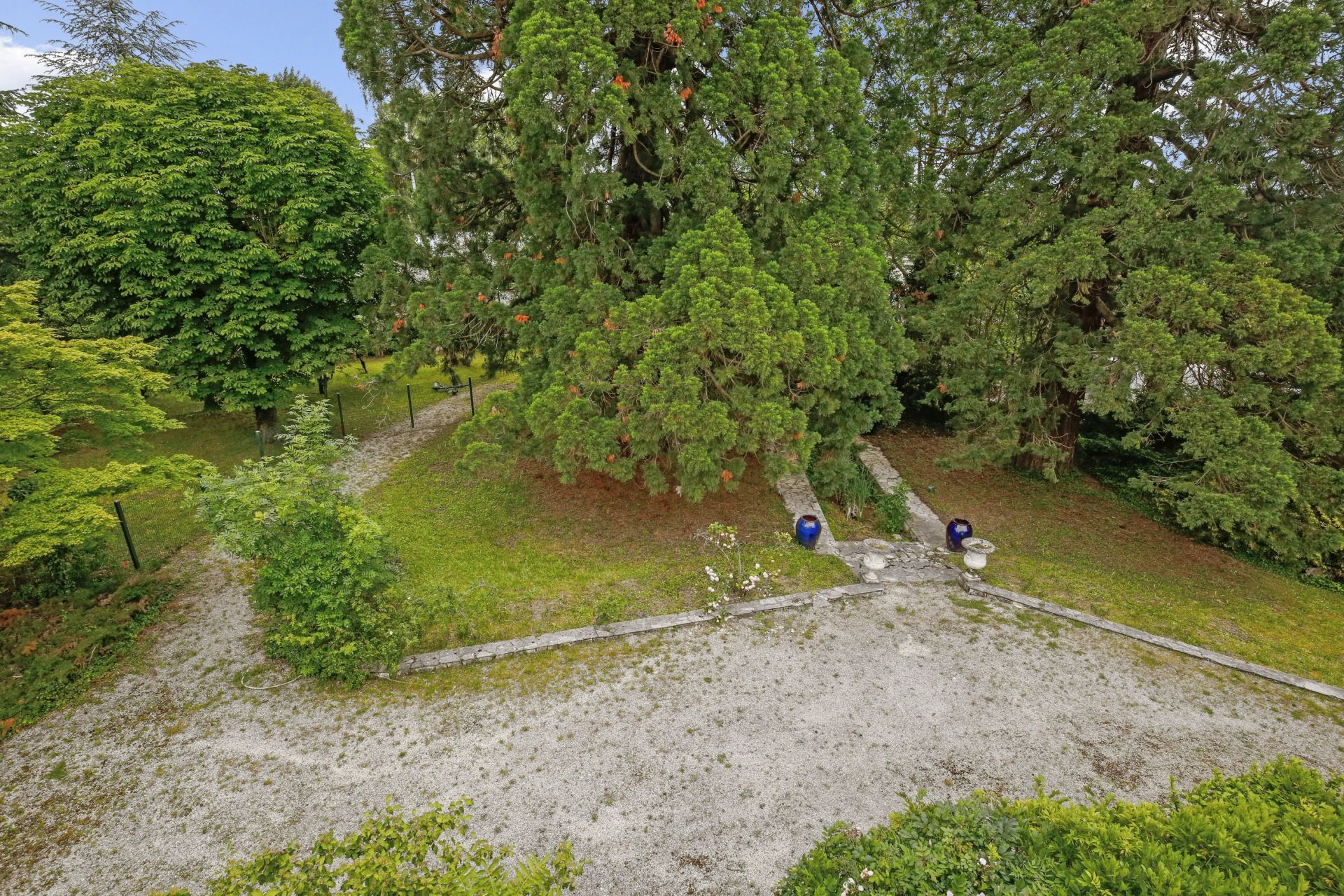 hôtel particulier 10 Pièces en vente sur LA CELLE ST CLOUD (78170)