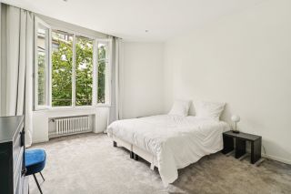 luxury apartment 5 Rooms for sale on PARIS (75017)