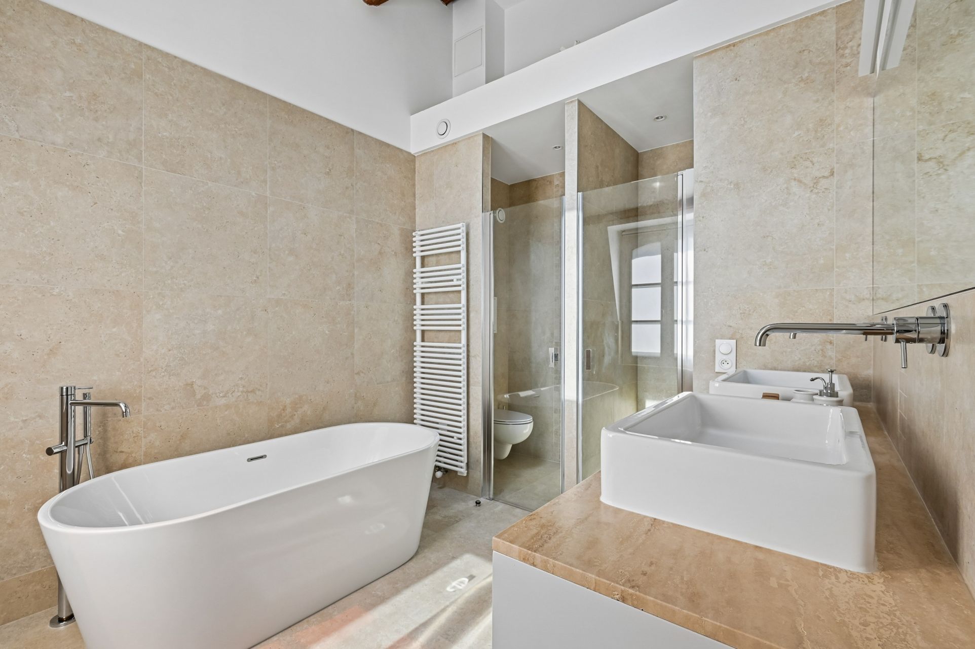 luxury apartment 4 Rooms for sale on PARIS (75003)