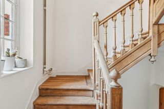 luxury house 10 Rooms for sale on RUEIL MALMAISON (92500)
