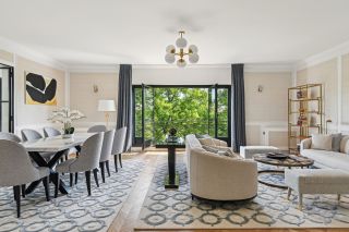 luxury apartment 6 Rooms for sale on PARIS (75007)