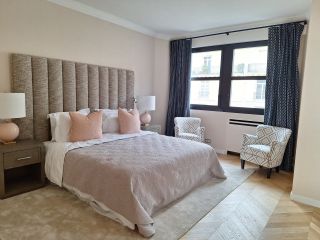luxury apartment 6 Rooms for sale on PARIS (75007)