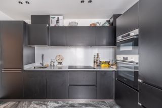 luxury apartment 4 Rooms for sale on PARIS (75116)