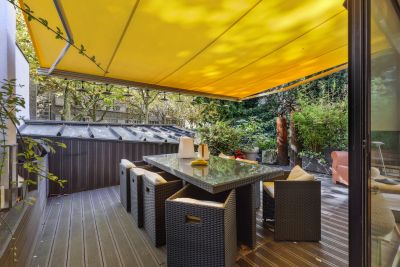 Sale Luxury house Paris 18 6 Rooms 177 m²