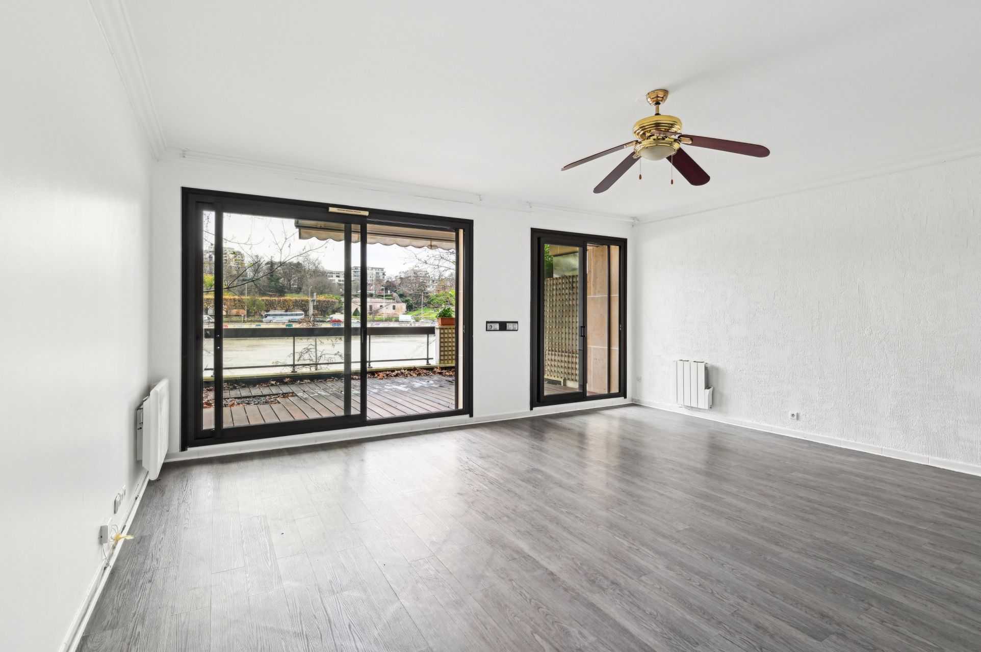 luxury apartment 4 Rooms for sale on NEUILLY SUR SEINE (92200)