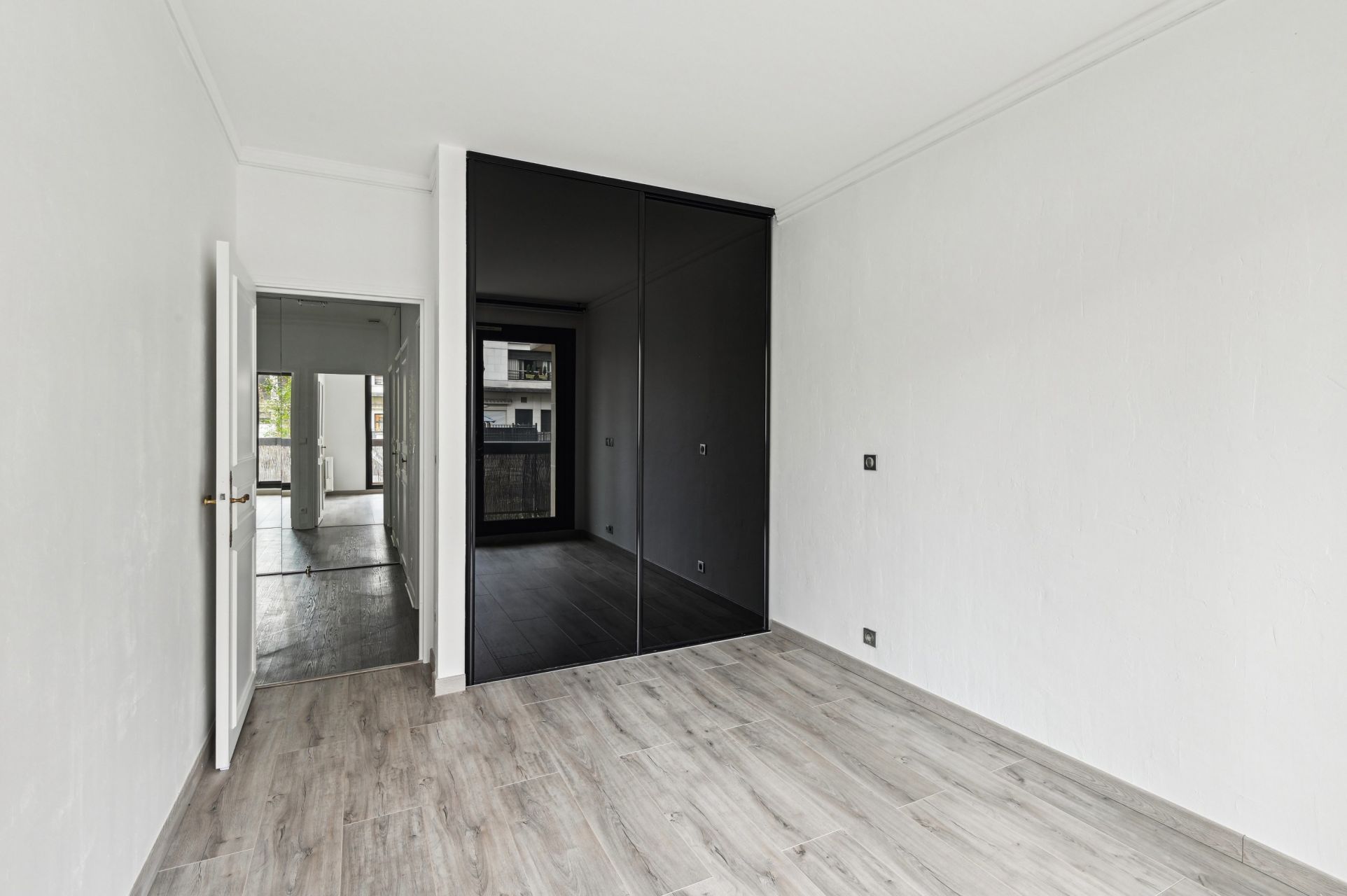 luxury apartment 4 Rooms for sale on NEUILLY SUR SEINE (92200)