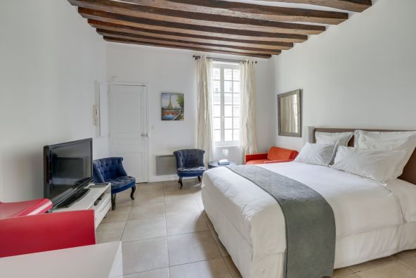Rental Luxury apartment Paris 4 1&nbsp;room 28&nbsp;m²