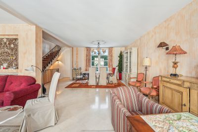 Vente Maison de luxe Neuilly-sur-Seine 9&nbsp;Pièces 300&nbsp;m²