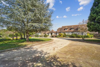 Vente Maison de luxe Montfort-l'Amaury 9 Pièces 345 m²