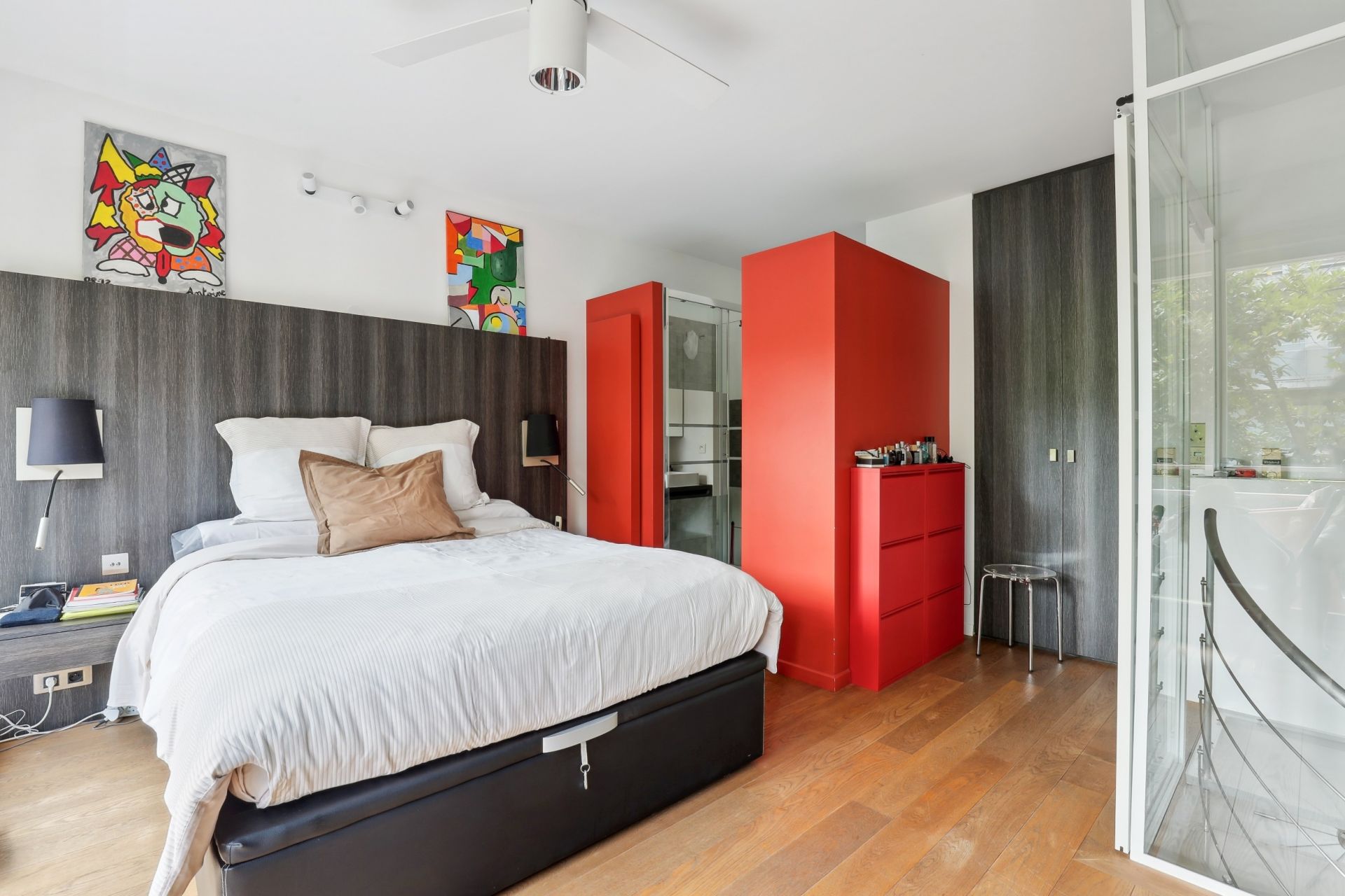 luxury apartment 8 Rooms for sale on NEUILLY SUR SEINE (92200)