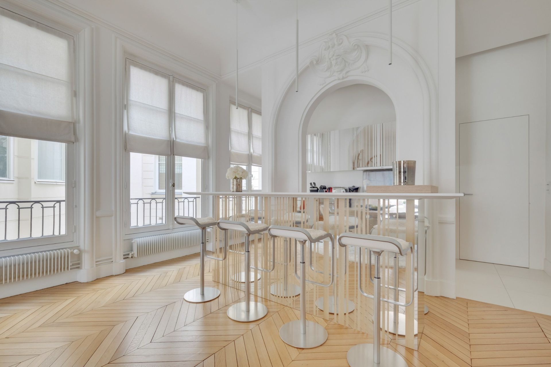 luxury apartment 8 Rooms for sale on PARIS (75016)