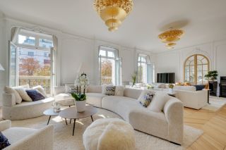 luxury apartment 8 Rooms for sale on PARIS (75016)