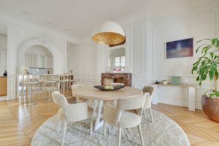 luxury apartment 8 Rooms for sale on PARIS (75016)