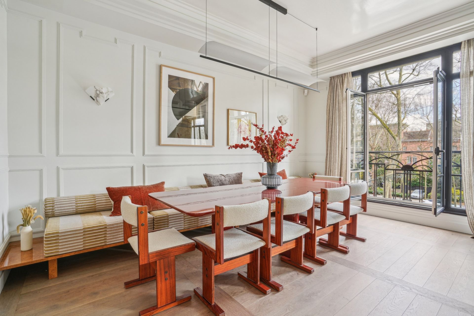 luxury apartment 5 Rooms for sale on NEUILLY SUR SEINE (92200)