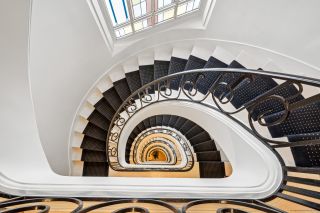 luxury apartment 5 Rooms for sale on NEUILLY SUR SEINE (92200)