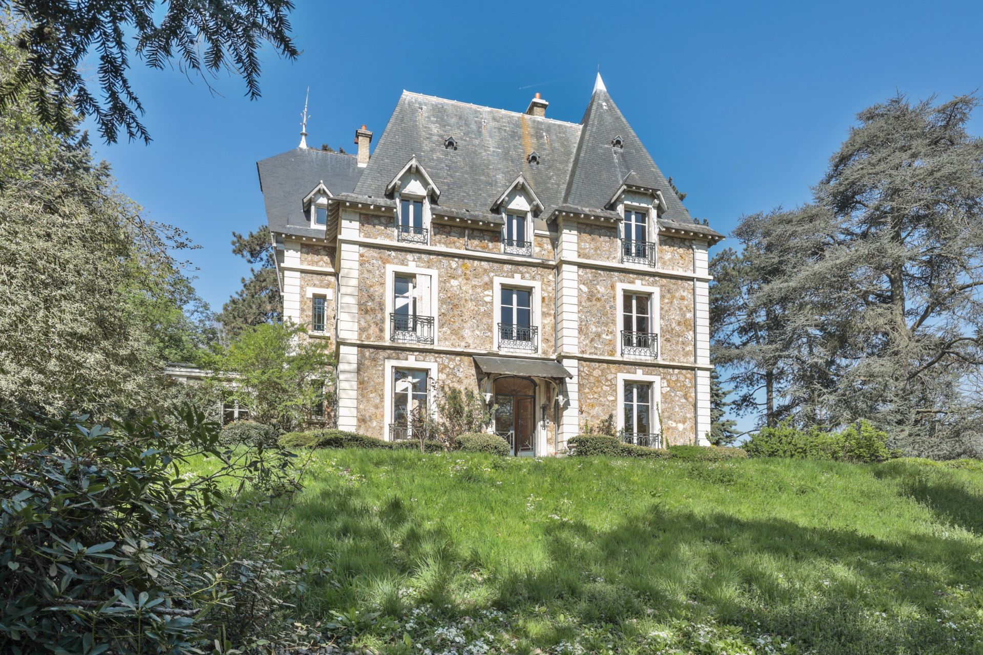 maison de luxe 12 Pièces en vente sur RUEIL MALMAISON (92500)