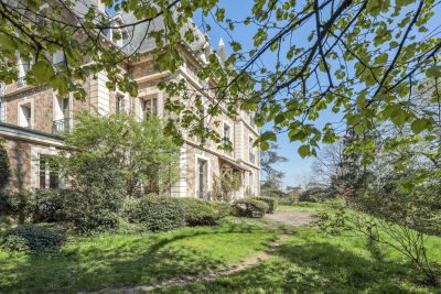 Sale Luxury house Rueil-Malmaison 12 Rooms 502 m²