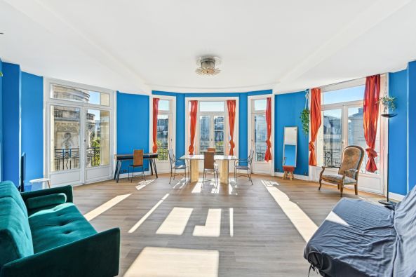 Sale Luxury apartment Paris 9 4 Rooms 87.1 m²