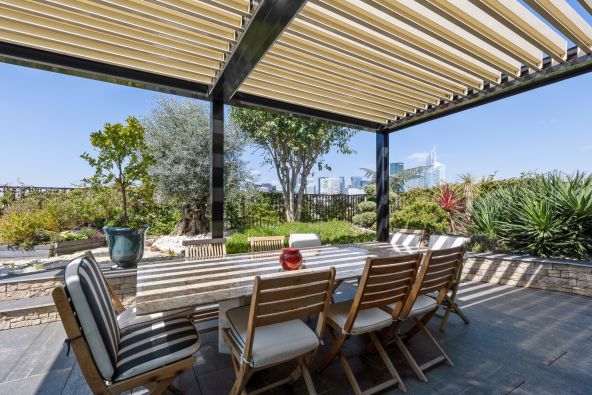 Sale Luxury apartment Neuilly-sur-Seine 8 Rooms 260 m²