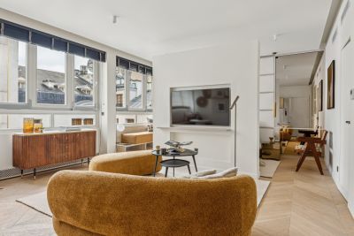 luxury apartment 1 room for sale on PARIS (75008) Sale Luxury apartment Paris 8 1 room 45 m²