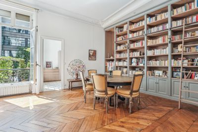 Sale Luxury apartment Paris 8 4 Rooms 111.25 m²