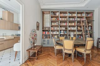 luxury apartment 4 Rooms for sale on PARIS (75008)