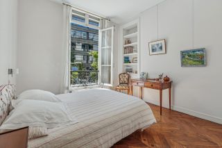 luxury apartment 4 Rooms for sale on PARIS (75008)