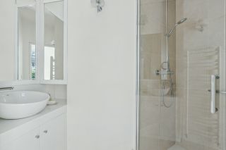 luxury apartment 4 Rooms for sale on PARIS (75008)