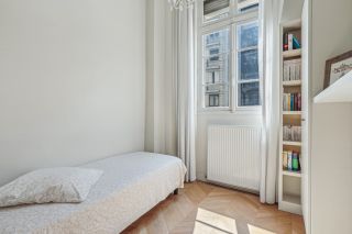 luxury apartment 4 Rooms for sale on PARIS (75008)