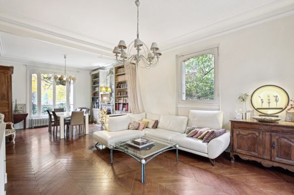 Vente Maison de luxe Saint-Germain-en-Laye 9&nbsp;Pièces 280&nbsp;m²