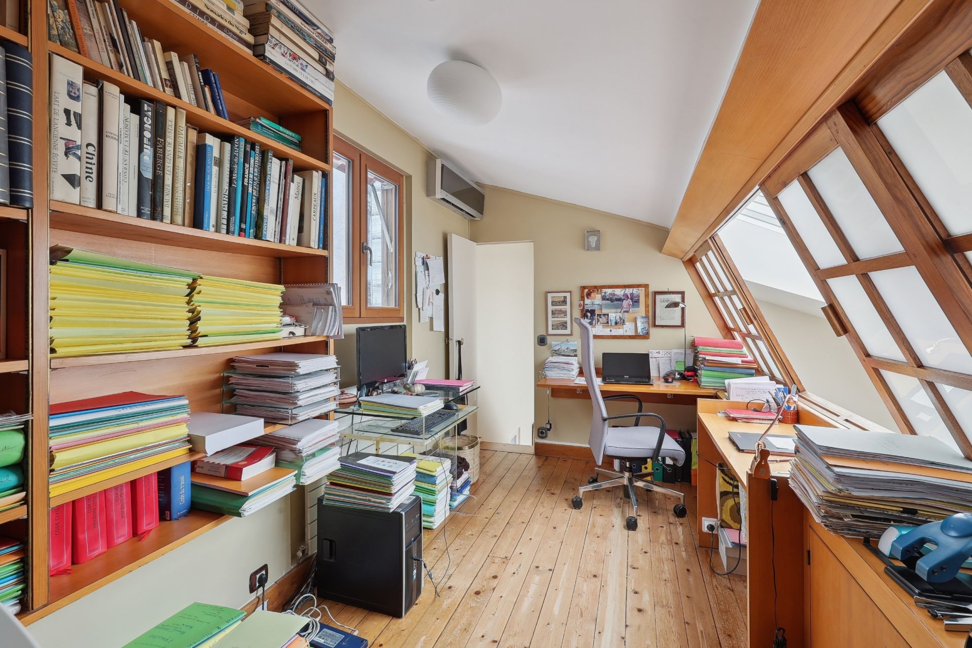 luxury apartment 4 Rooms for sale on PARIS (75016)