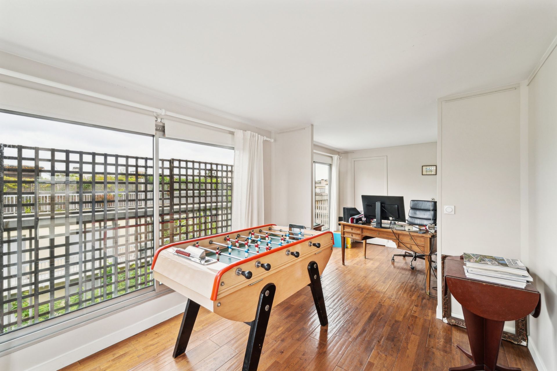 luxury apartment 7 Rooms for sale on NEUILLY SUR SEINE (92200)