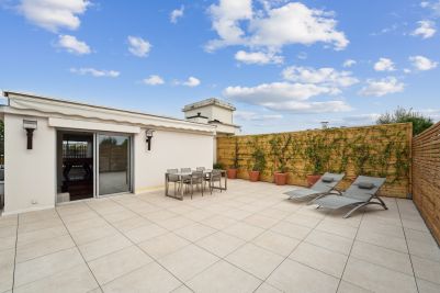 Sale Luxury apartment Neuilly-sur-Seine 7&nbsp;Rooms 195&nbsp;m²