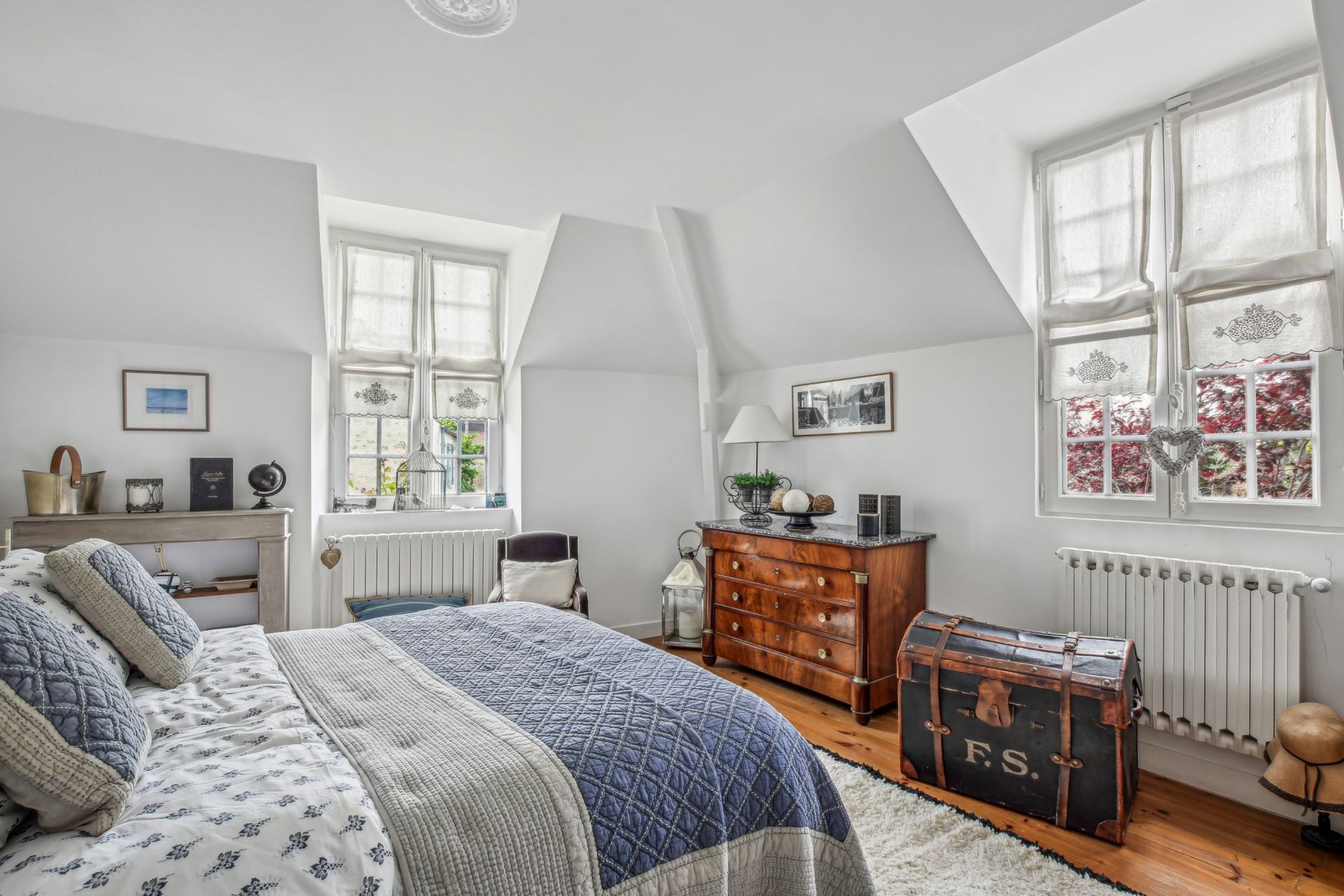 maison de luxe 10 Pièces en vente sur ORGEVAL (78630)