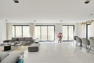 luxury apartment 6 Rooms for sale on NEUILLY SUR SEINE (92200)