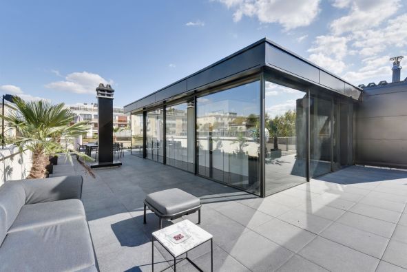 Sale Luxury apartment Neuilly-sur-Seine 6 Rooms 176.18 m²