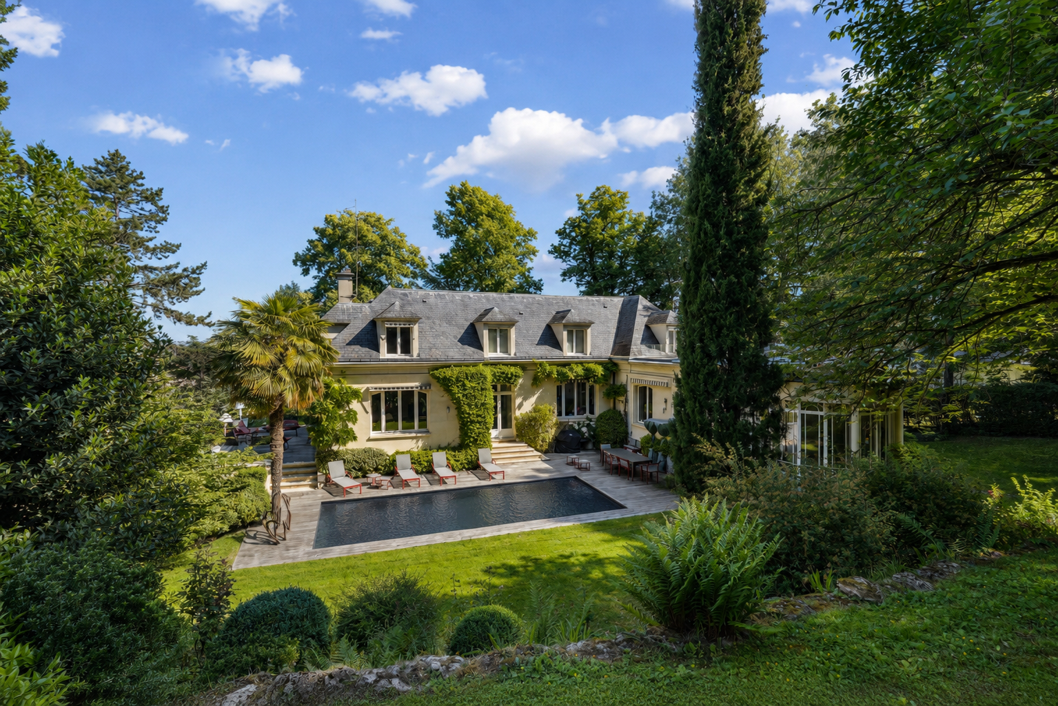 maison de luxe 12 Pièces en vente sur RUEIL MALMAISON (92500)